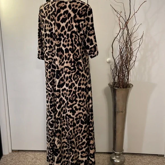 Attitudes by Renée Leopard Print Dress - Picture 4 of 7